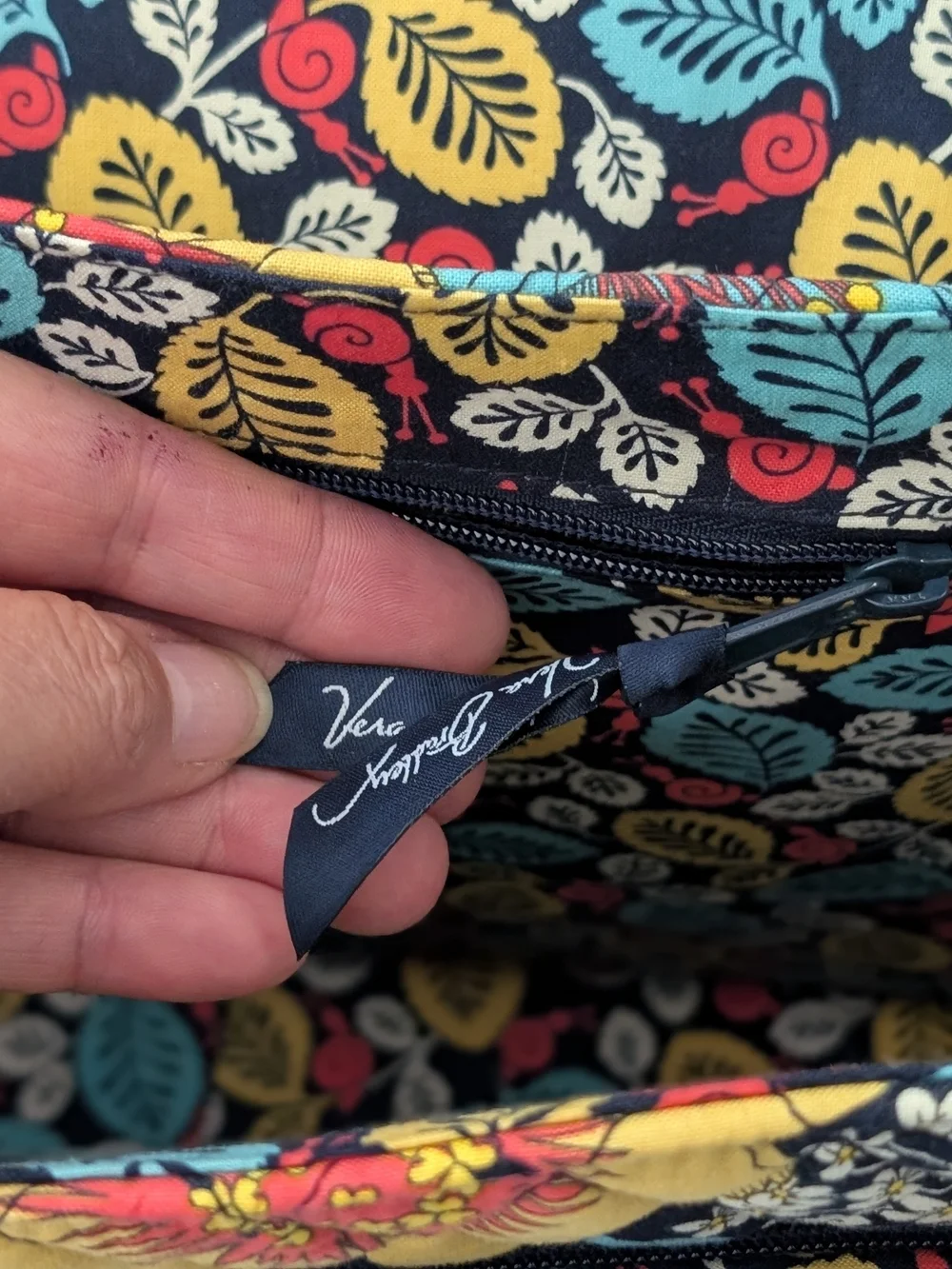 Vera Bradley Floral Quilted Messenger/Laptop Bag Zip Pockets Adjustable Strap